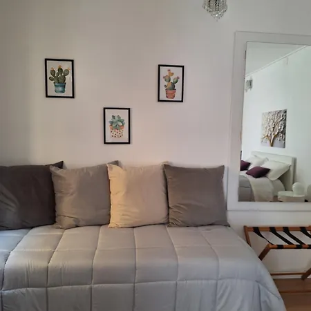 Guest house Dolce Luna 3*