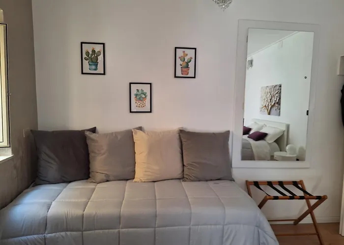 Guest house Dolce Luna 3*